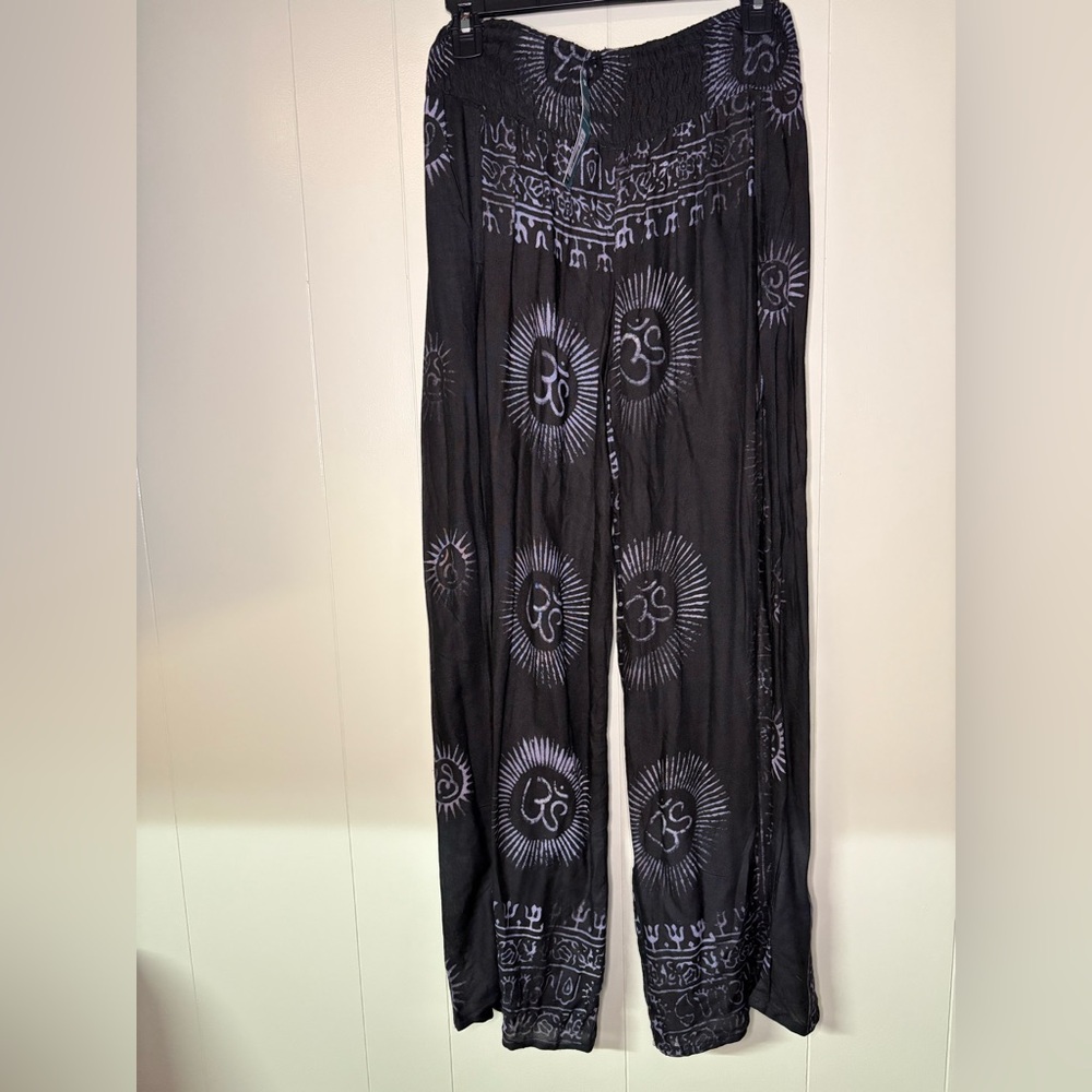 EARTHBOUND Black Wide-Leg Pants